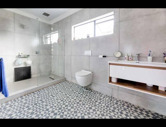 4 BEDROOM HOUSE FOR SALE IN RUIMSIG